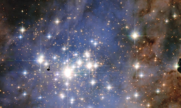 우리 은하의 또 다른 별 무리.태어난지 50만 년 밖에 안됐습니다.  Image credit: NASA/STScI