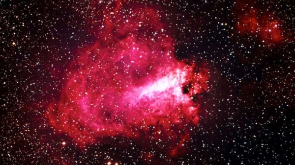 백조성운, M17이라는 이름으로도 알려져 있는 오메가 성운의 모습 Credt: ESO