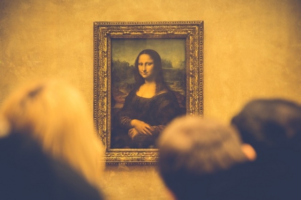 루브르 박물관에 있는 레오나르도 다빈치의 '모나리자'. 출처:pixabay