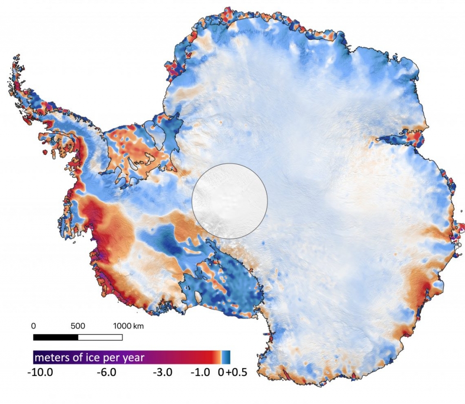 남극 대륙이 2003 년에서 2019 년 사이에 얻거나 잃은 얼음의 양을 보여준다. 출처: Smith et al./Science