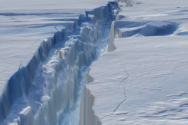 서남극의 가장 빠르게 움직이는 빙하로부터 연장된 빙서남극의 가장 빠르게 움직이는 빙하로부터 연장된 빙붕(ice shelf)가 만든 열극. 출처: NASA earth observatory
